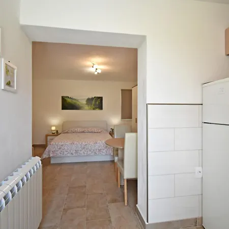Studio Apartman Mate *