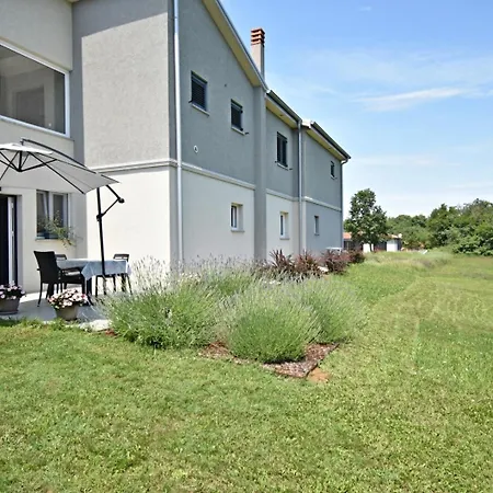Studio Apartman Mate *