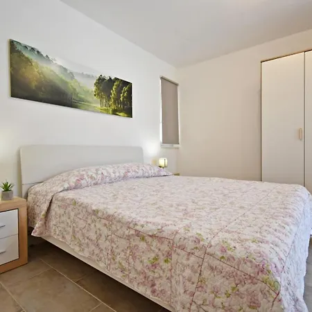 Studio Apartman Mate Apartman *